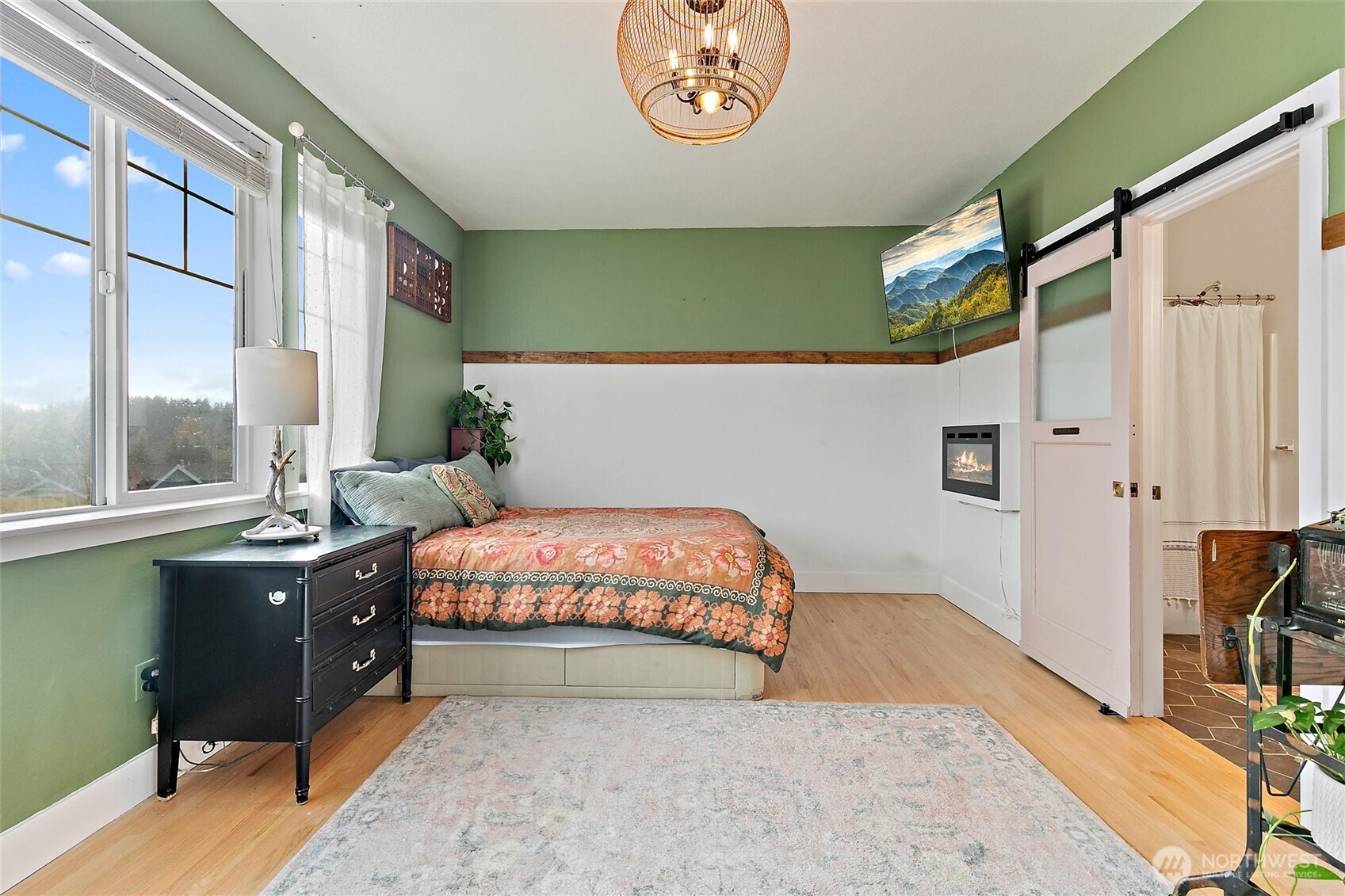 137 Maple Street Tacoma, WA 98466 - Photo 23 of 39 a bedroom with a bed and a large window