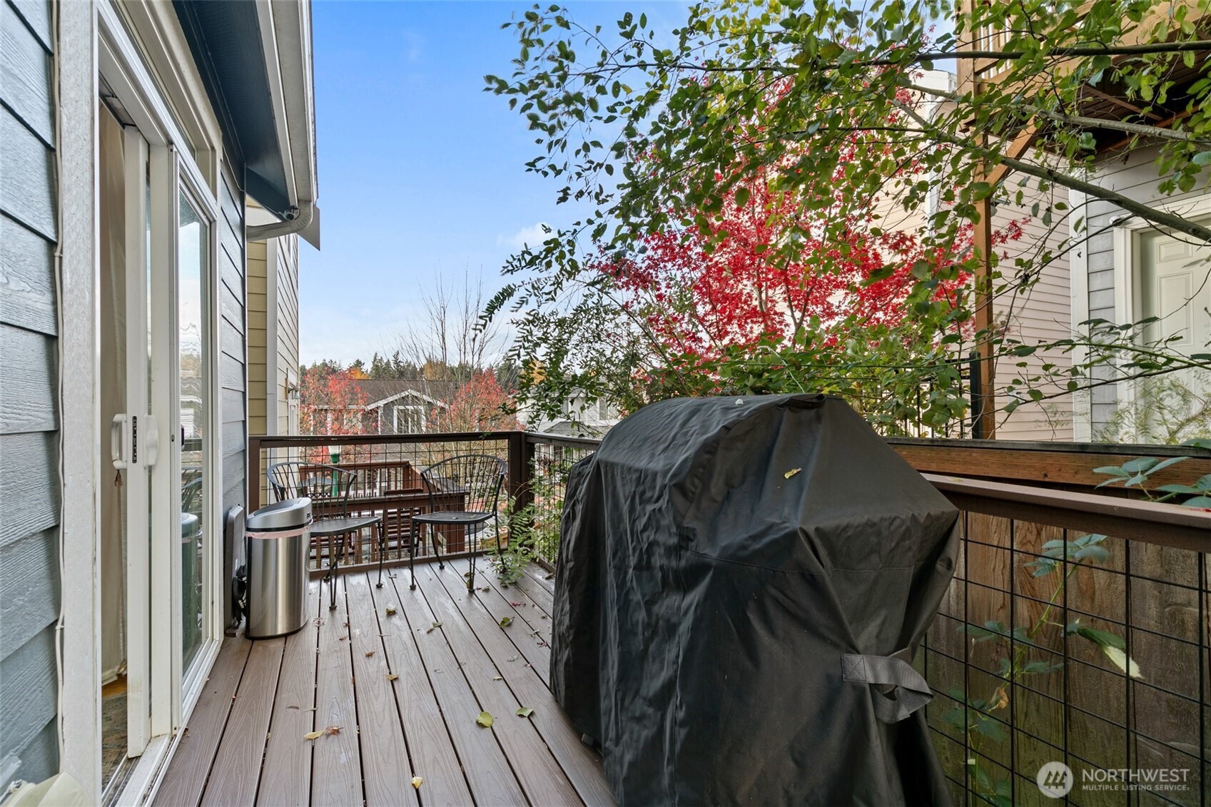 137 Maple Street Tacoma, WA 98466 - Photo 31 of 39 a view of balcony and deck