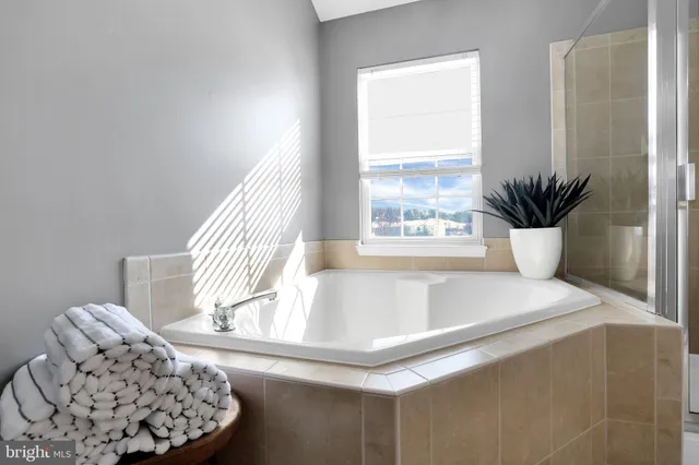 $699,900 | 303 Baish Drive Southeast, Leesburg, VA 20175