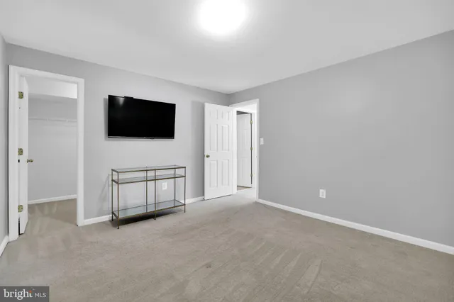 $699,900 | 303 Baish Drive Southeast, Leesburg, VA 20175