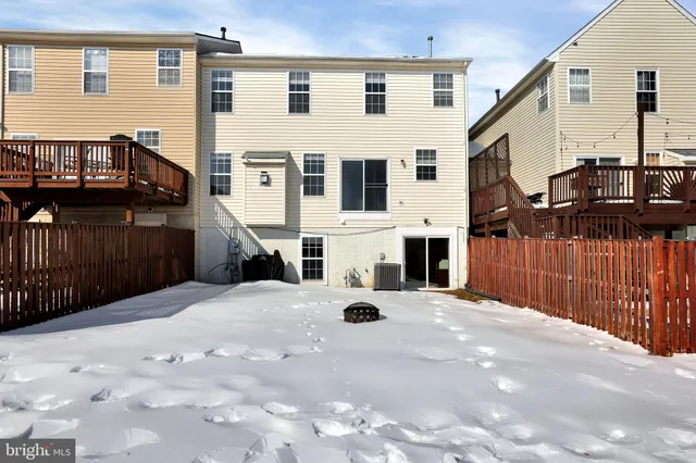 $699,900 | 303 Baish Drive Southeast, Leesburg, VA 20175