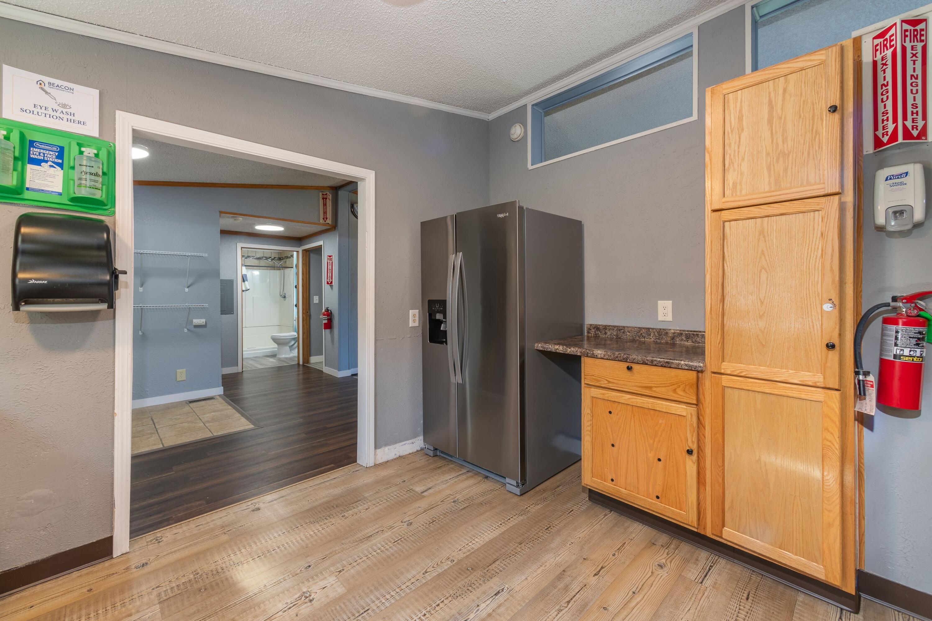 9284 Highway 35 Gladstone, MI 49837 - Photo 29 of 49 Right Side Home