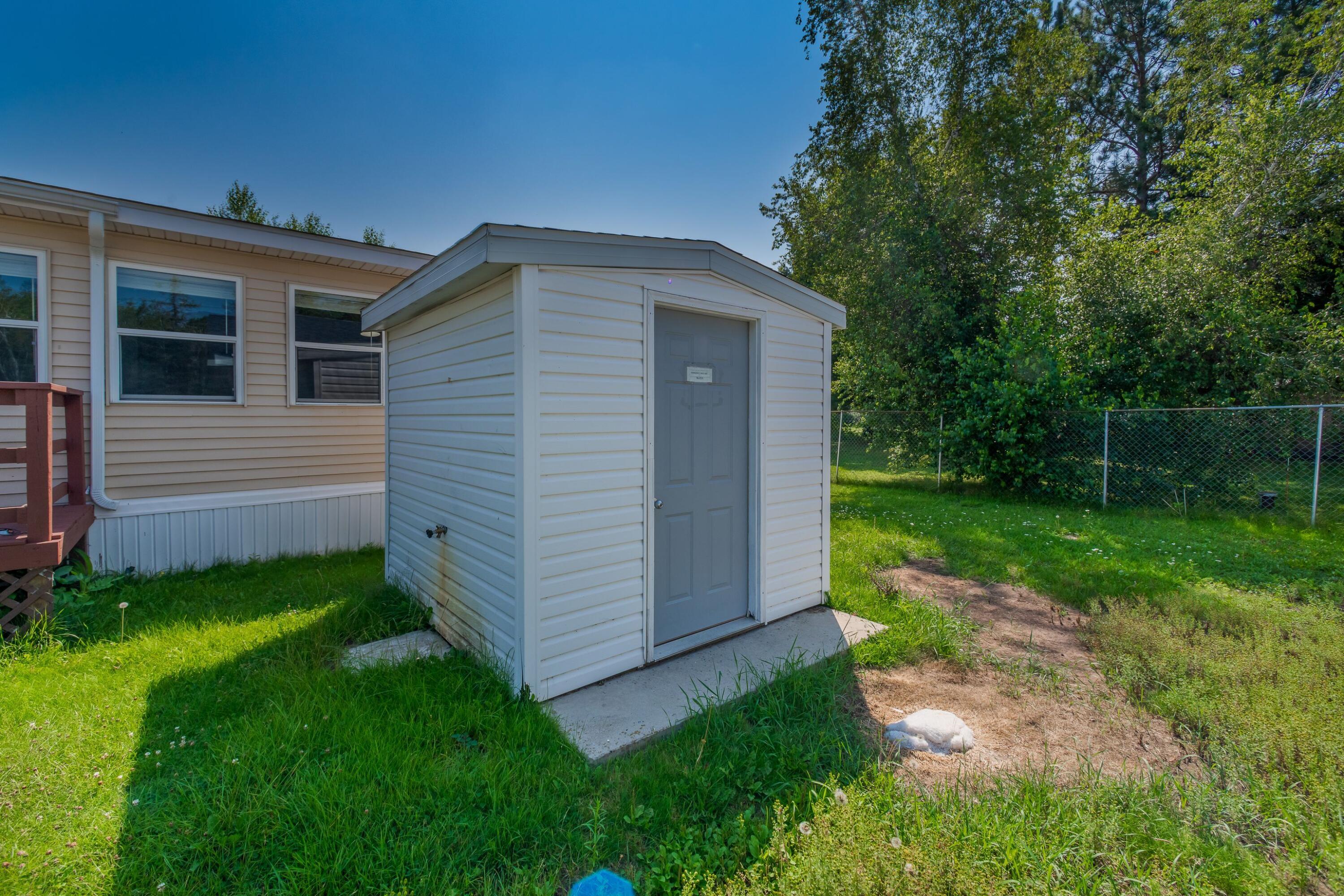 9284 Highway 35 Gladstone, MI 49837 - Photo 40 of 49 Right Side Home