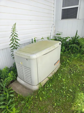 $250,000 | 9284 Highway 35, Gladstone, MI 49837