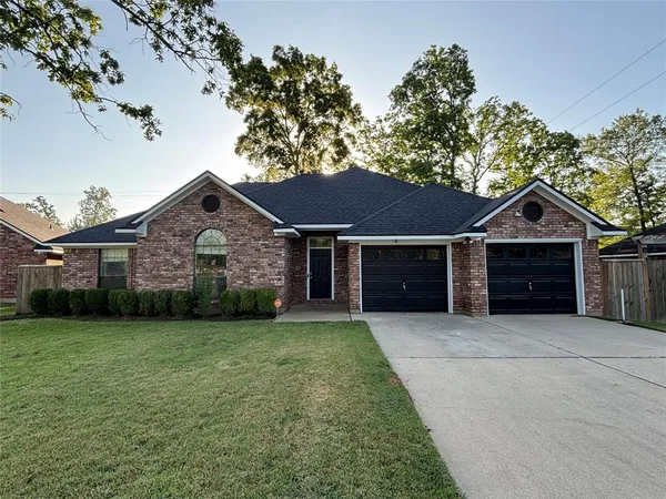 $2,000 | 9647 Amblewood Lane, Shreveport, LA 71118
