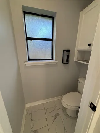 $2,000 | 9647 Amblewood Lane, Shreveport, LA 71118