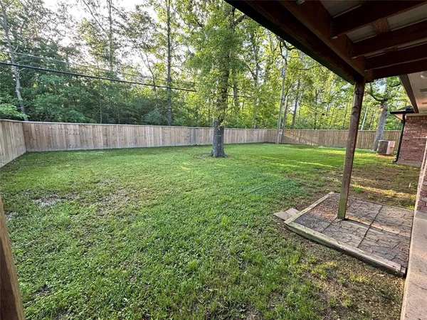$2,000 | 9647 Amblewood Lane, Shreveport, LA 71118