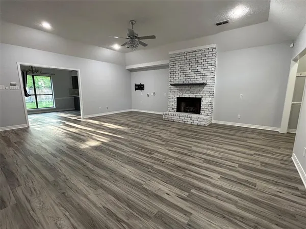 $2,000 | 9647 Amblewood Lane, Shreveport, LA 71118