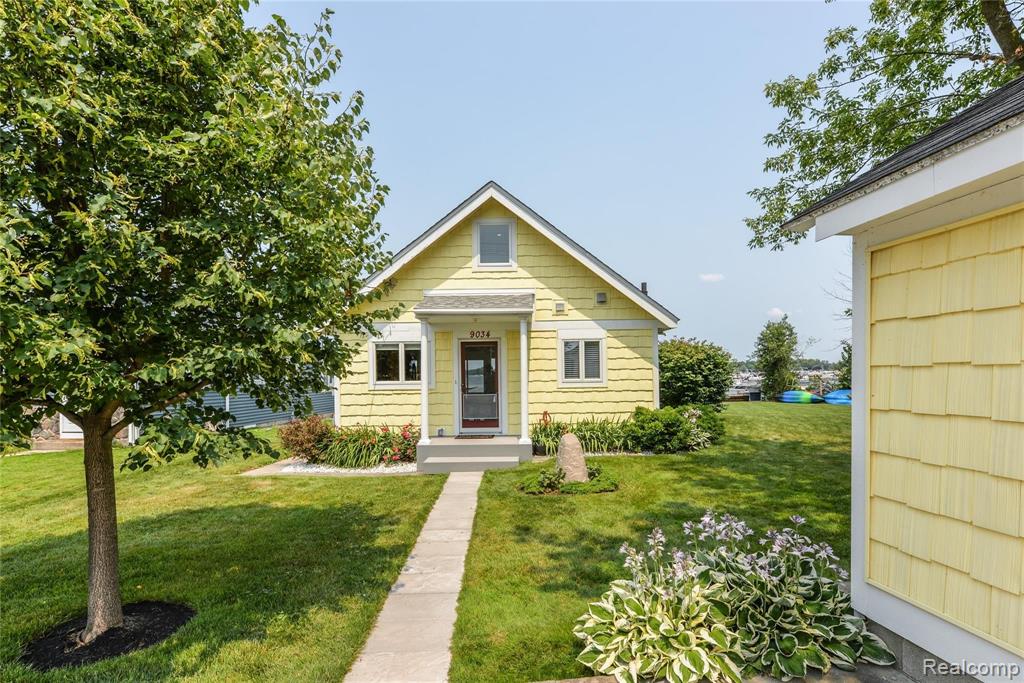 9034 Dexter-Pinckney Road Pinckney, MI 48169 - Photo 2 of 33 Gallery Image 2