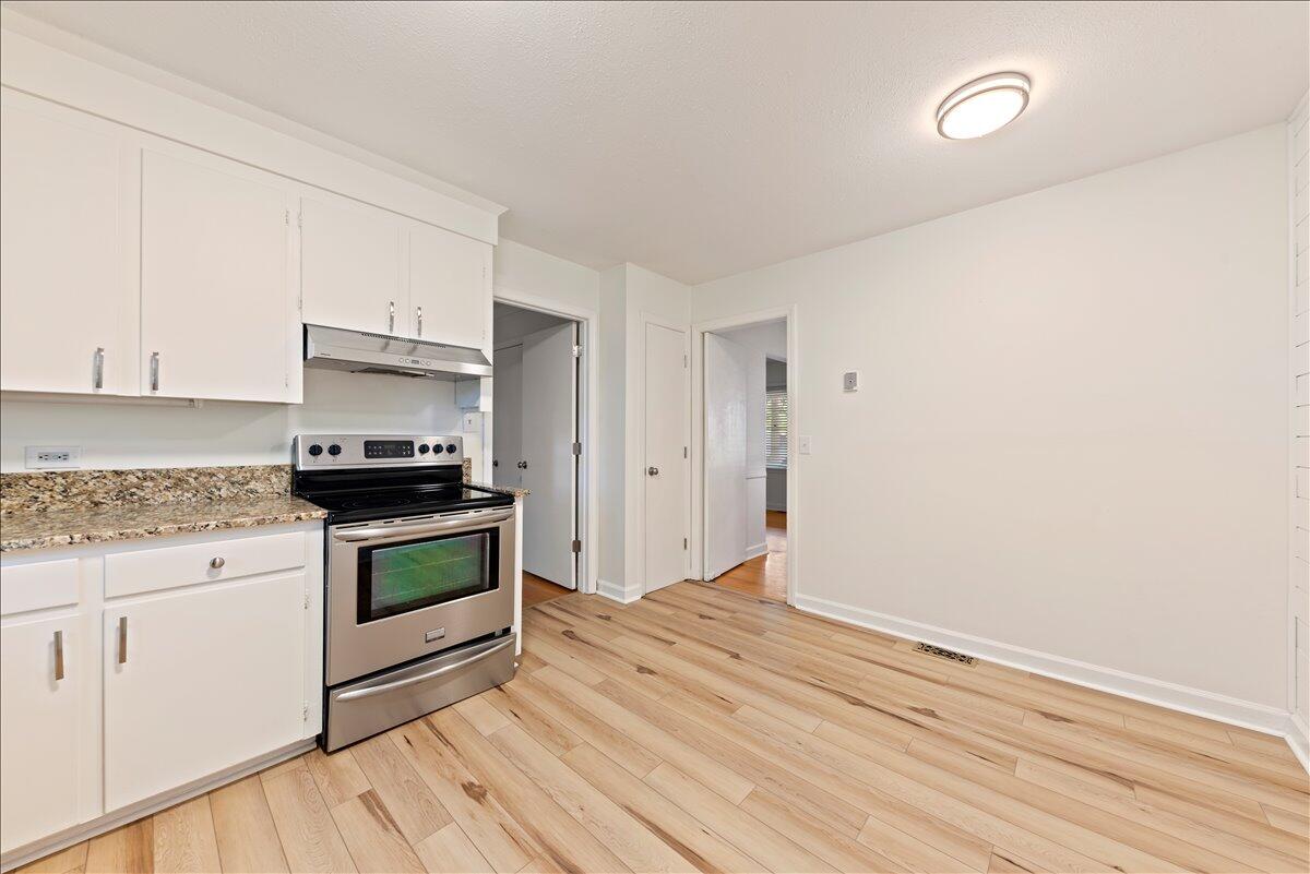 251 Bennett Street Mount Pleasant, SC 29464 - Photo 12 of 21 10-LLP8684