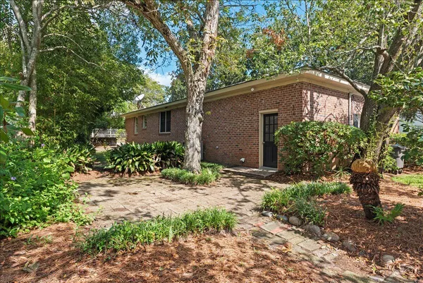 $6,500 | 251 Bennett Street, Mount Pleasant, SC 29464