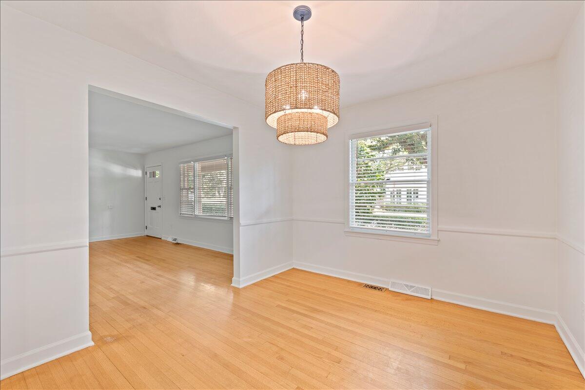 251 Bennett Street Mount Pleasant, SC 29464 - Photo 8 of 21 07-LLP8664