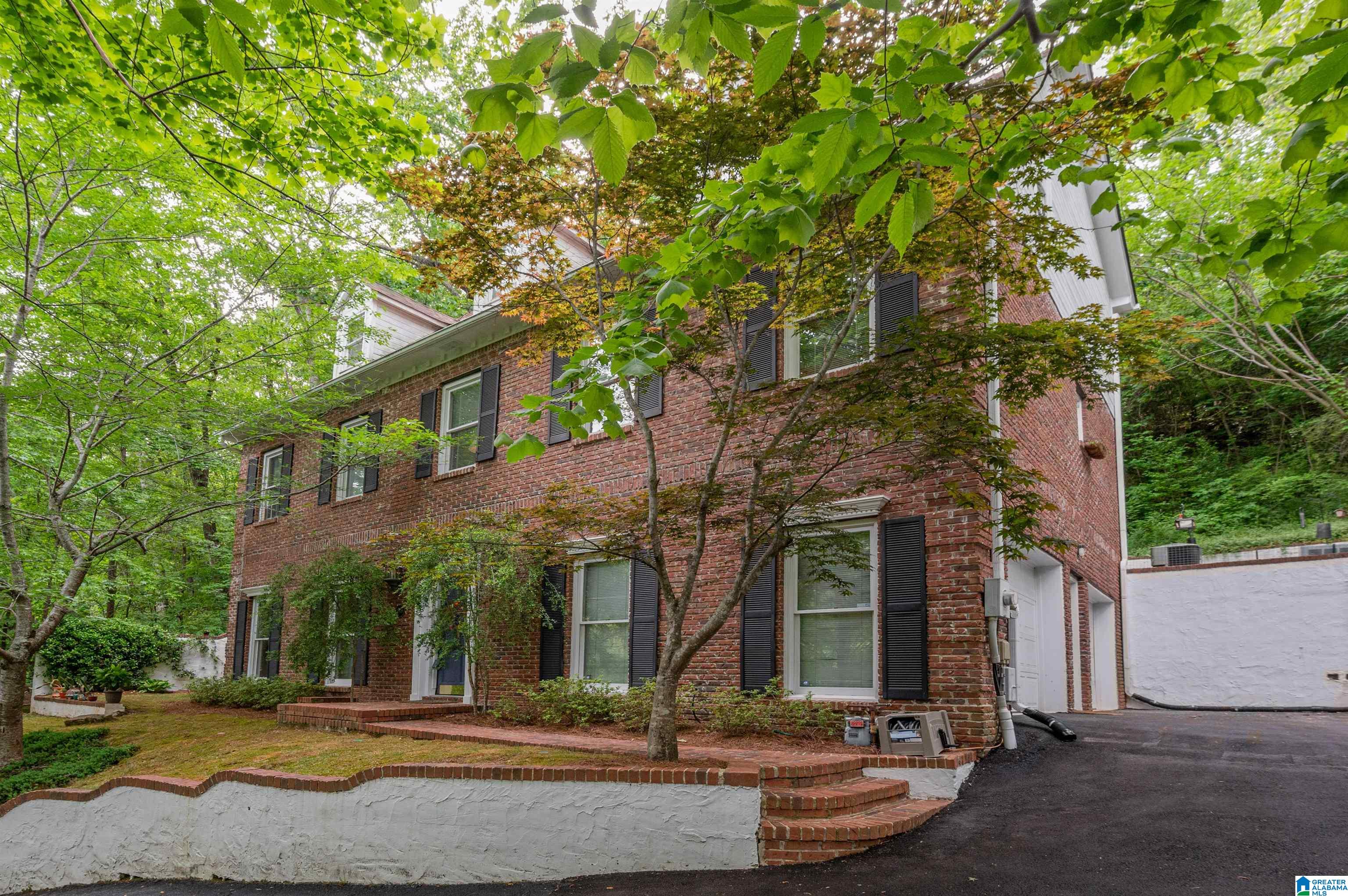 2816 Abingdon Road Birmingham, AL 35243 - Photo 1 of 50