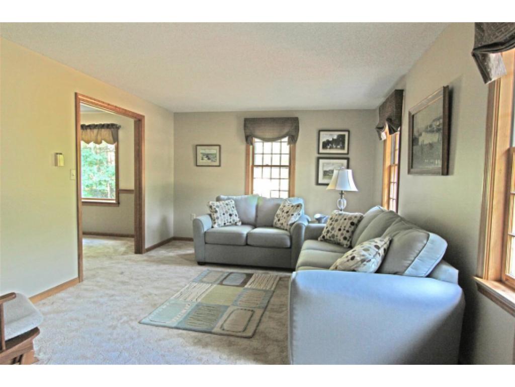 9 Bear Meadow Road Londonderry, NH 03053 - Photo 2 of 18