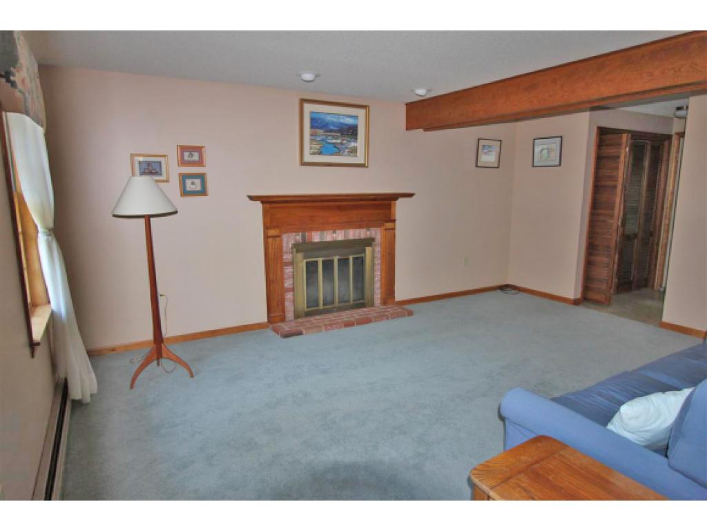 9 Bear Meadow Road Londonderry, NH 03053 - Photo 3 of 18