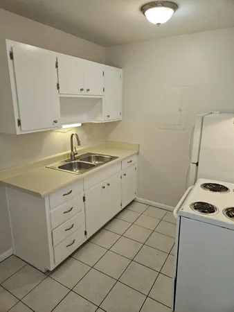 $1,175 | 2601 Hillsboro Pike, Unit A5, Nashville, TN 37212