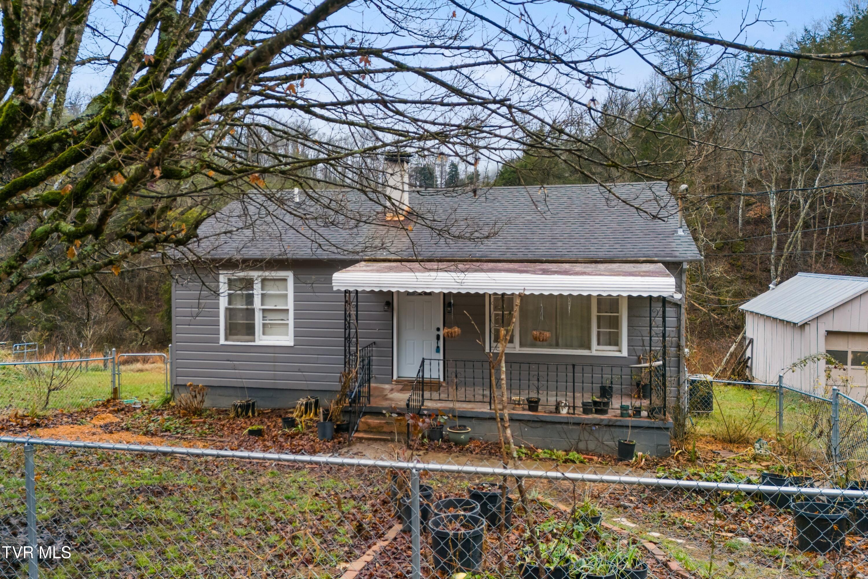 002-7593CrackerNeckRoad-Washburn-TN-3788