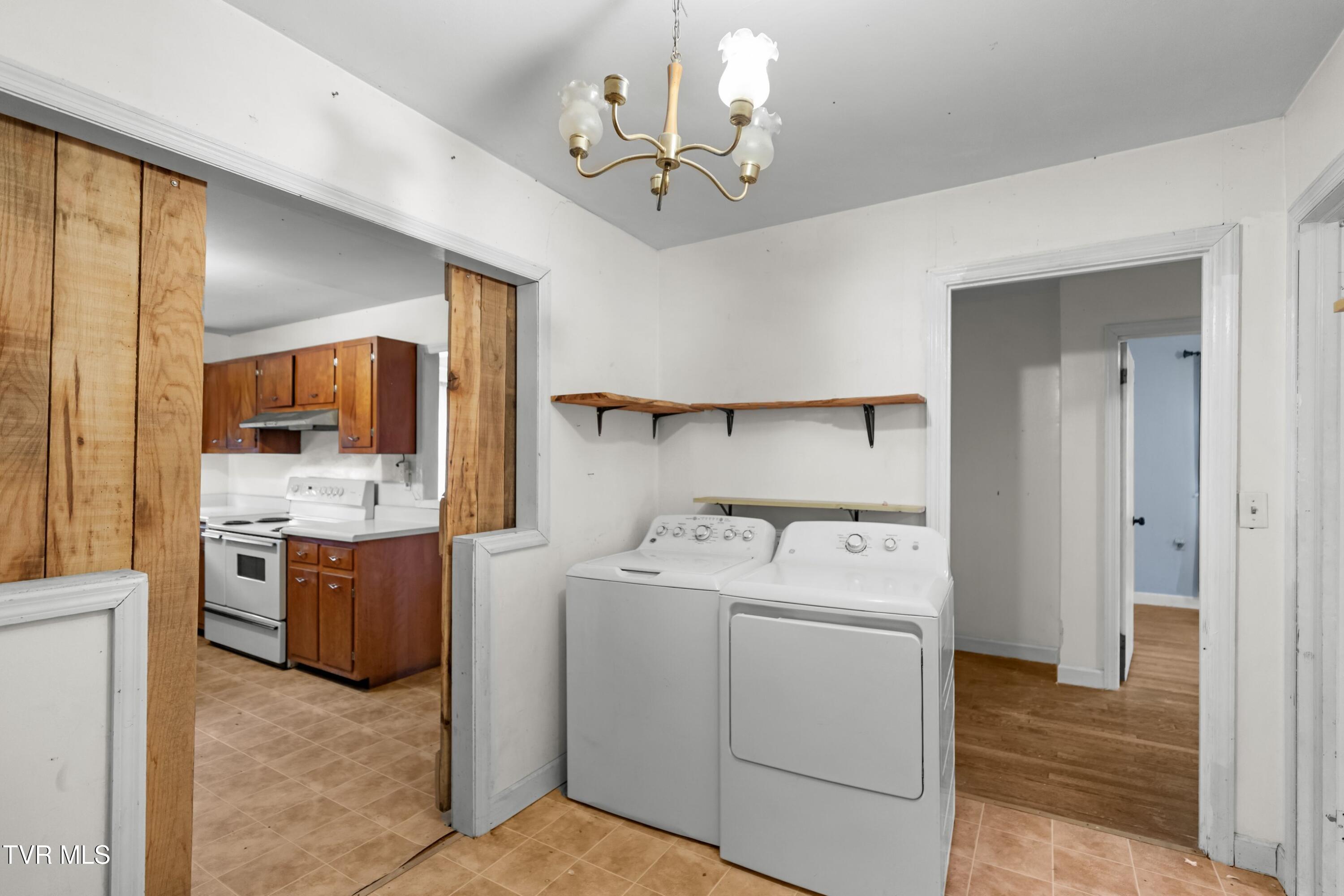 7593 Cracker Neck Road Washburn, TN 37888 - Photo 11 of 32 012-7593CrackerNeckRoad-Washburn-TN-3788