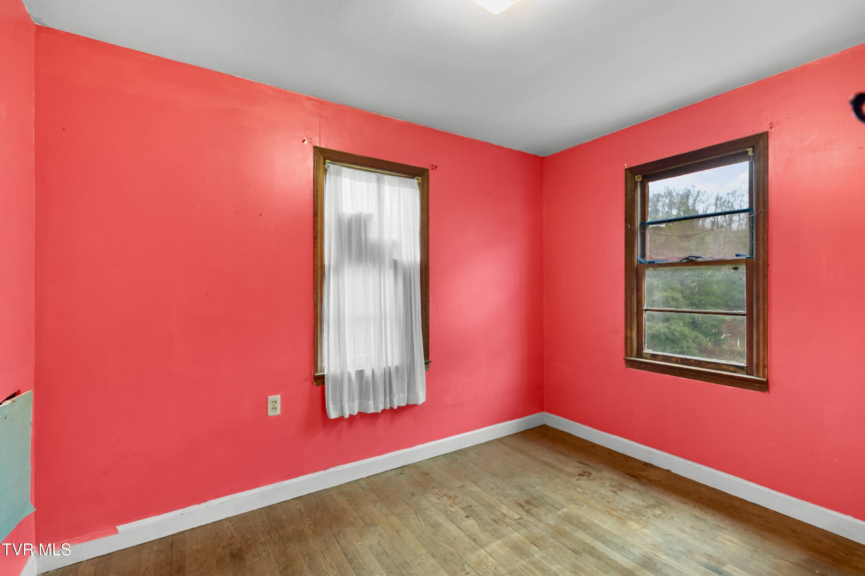 7593 Cracker Neck Road Washburn, TN 37888 - Photo 12 of 32 013-7593CrackerNeckRoad-Washburn-TN-3788