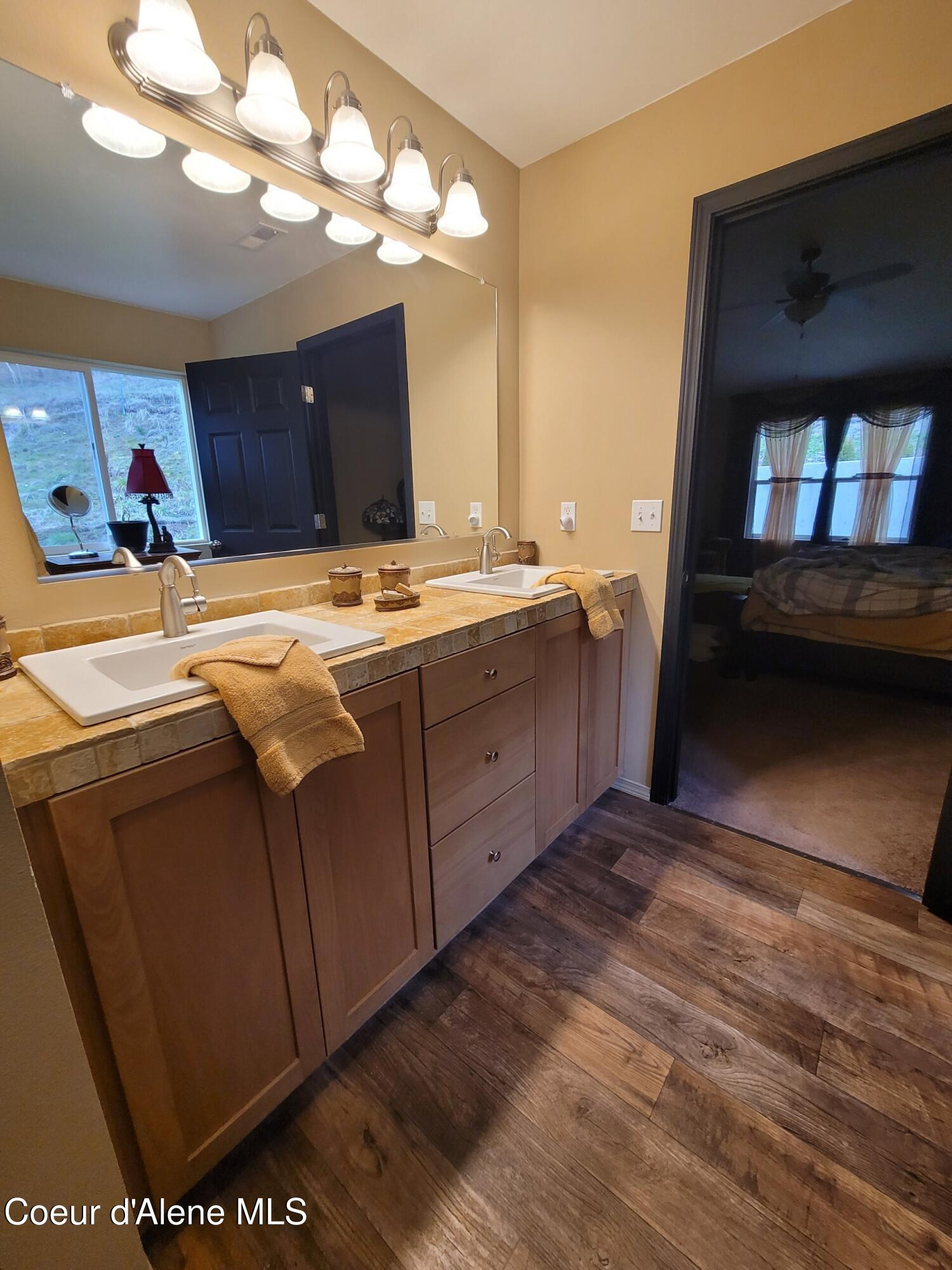 87705 State Highway 3 St. Maries, ID 83861 - Photo 22 of 48 Master Bath