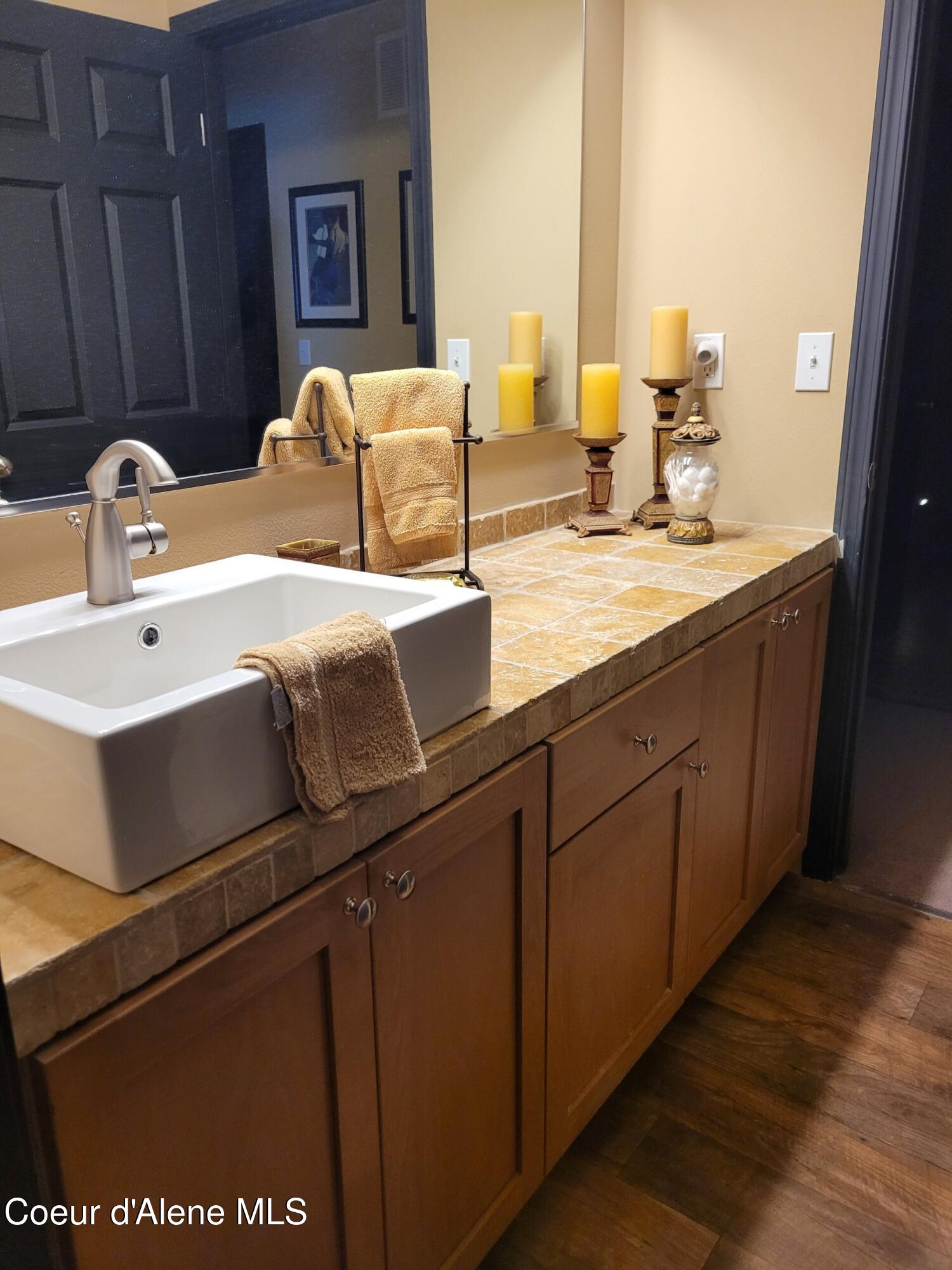 87705 State Highway 3 St. Maries, ID 83861 - Photo 25 of 48 Guest Bathroom