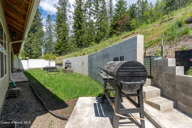 $775,000 | 87705 State Highway 3, St. Maries, ID 83861