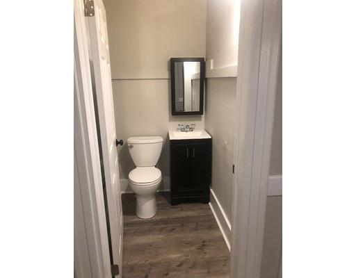 38 Princeton Street Springfield, MA 01109 - Photo 5 of 28 Gallery Image 5
