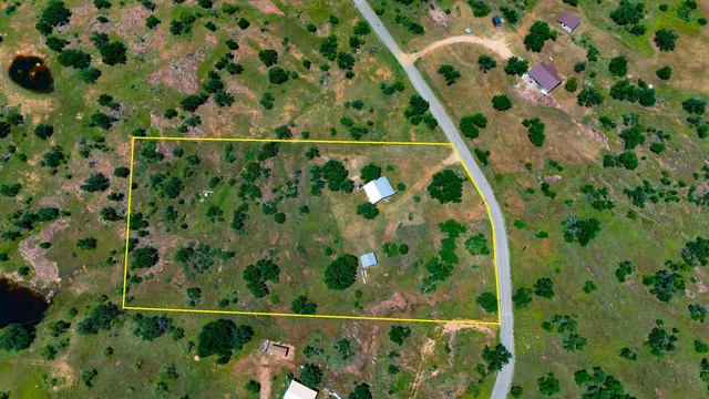 $299,900 | 384 Wild Oak Drive, Llano, TX 78643
