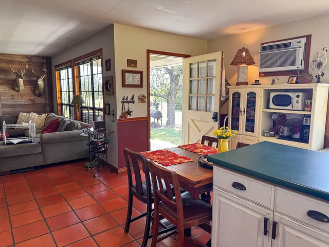 $299,900 | 384 Wild Oak Drive, Llano, TX 78643