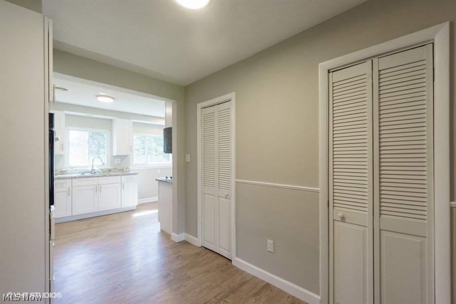 466 Trebisky Road Cleveland, OH 44143 - Photo 8 of 17