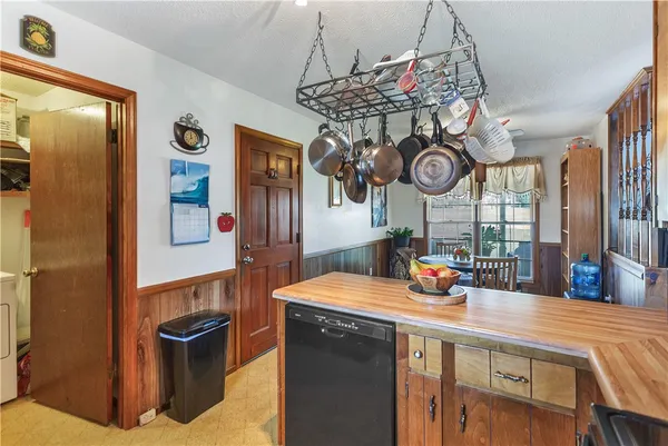 $269,900 | 303 Meadow Drive, Seneca, SC 29678