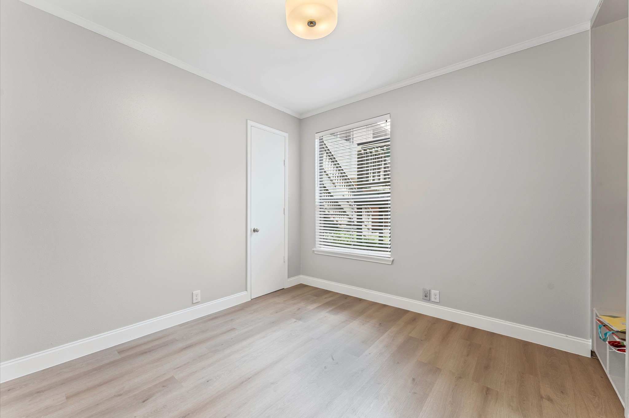 2829 Timmons Lane, Unit 195 Houston, TX 77027 - Photo 10 of 16