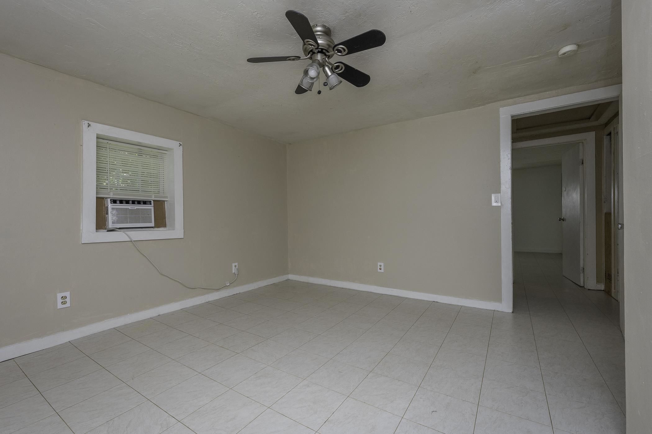 109 Raines Road Landrum, SC 29356 - Photo 19 of 32
