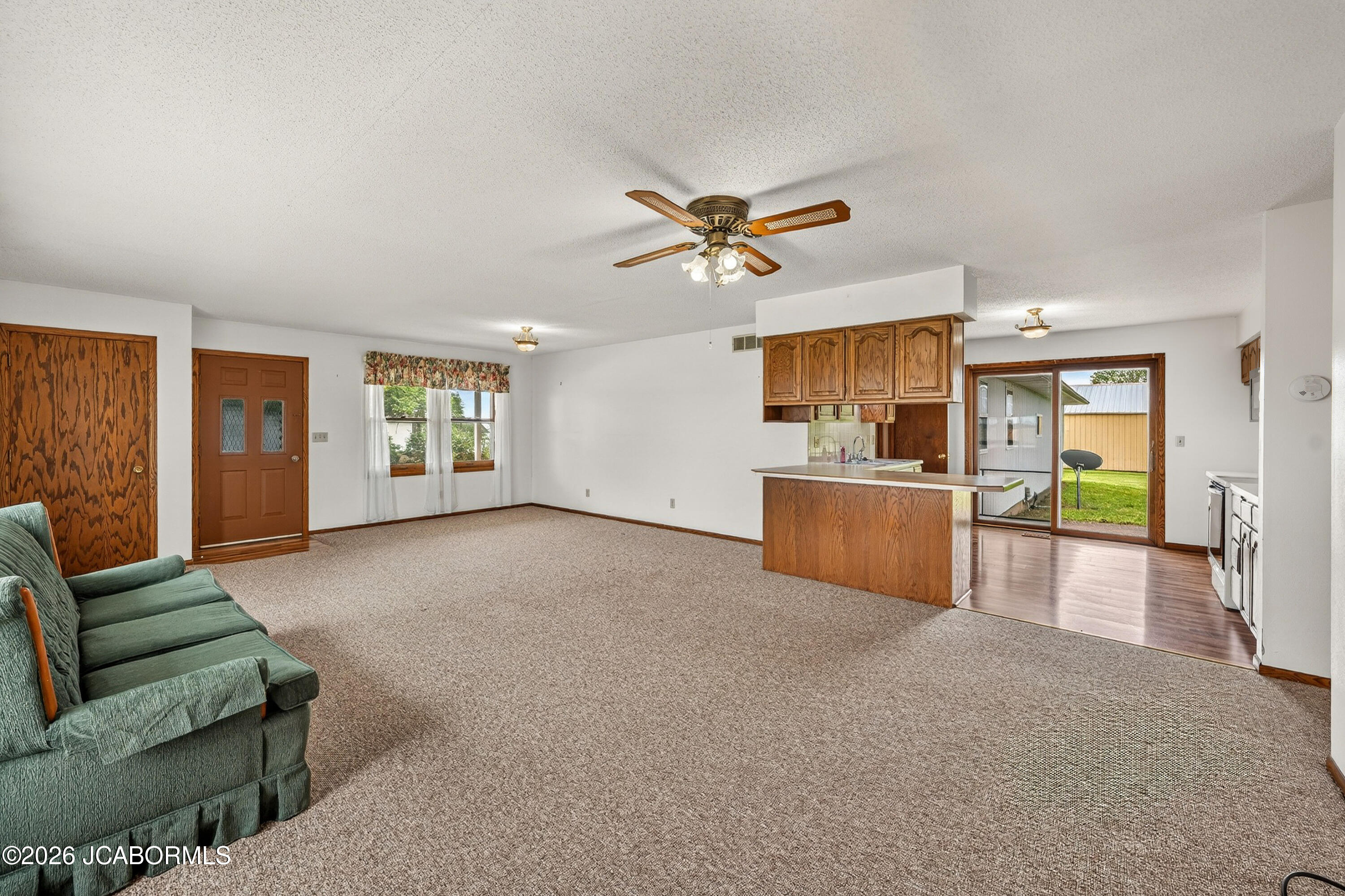 10206 State Rte 52 Versailles, MO 65084 - Photo 3 of 74