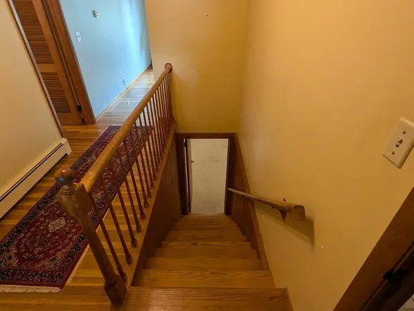 $2,850 | 29 Ridgecrest Road, Amherst, MA 01002