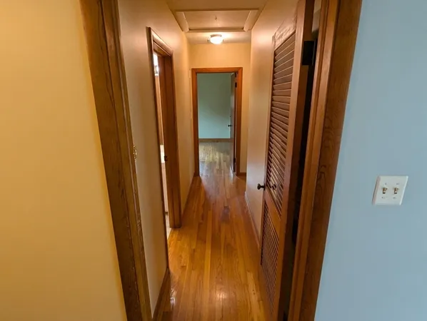 $2,850 | 29 Ridgecrest Road, Amherst, MA 01002