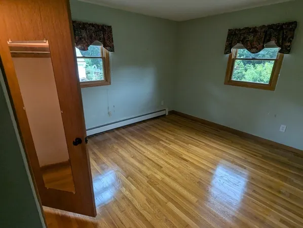 $2,850 | 29 Ridgecrest Road, Amherst, MA 01002