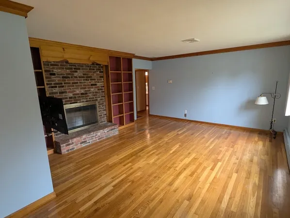 $2,850 | 29 Ridgecrest Road, Amherst, MA 01002