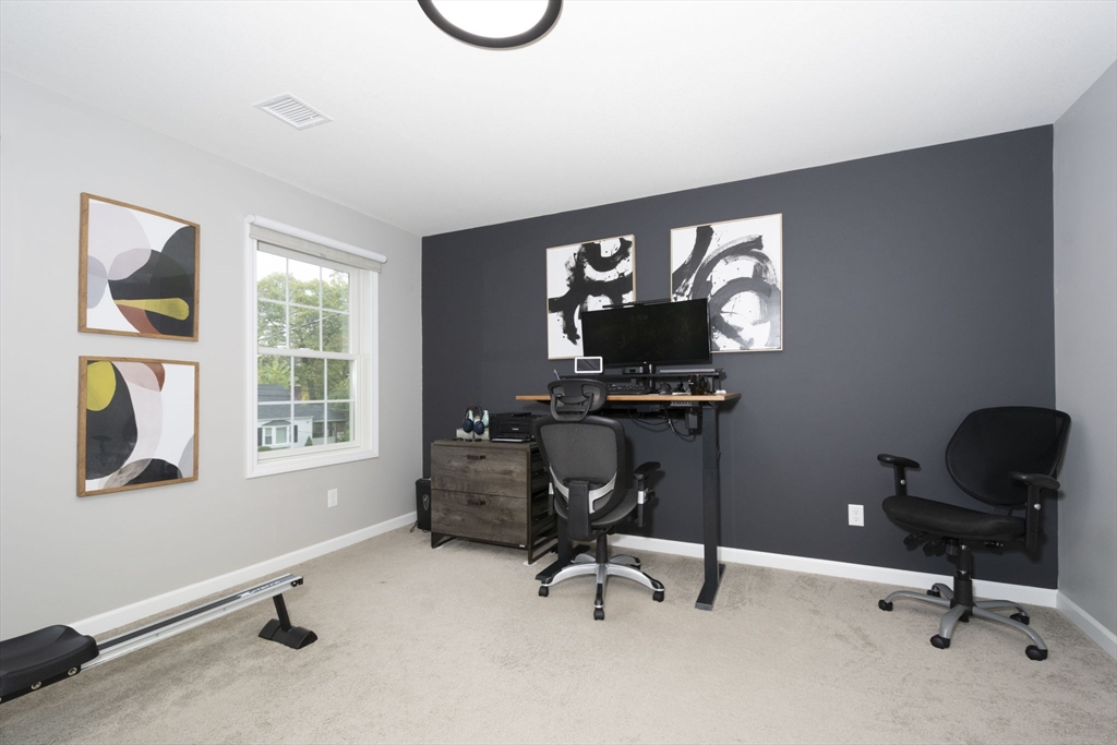 108 Birchland Avenue Springfield, MA 01119 - Photo 31 of 33