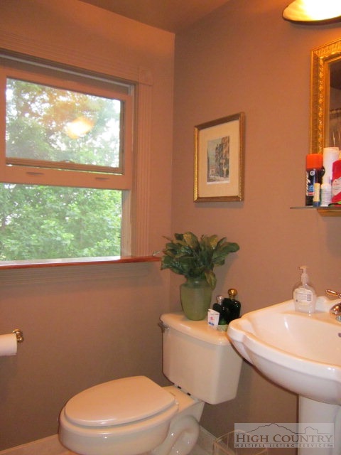 735 Huckleberry Trail Boone, NC 28607 - Photo 3 of 32 Gallery Image 3