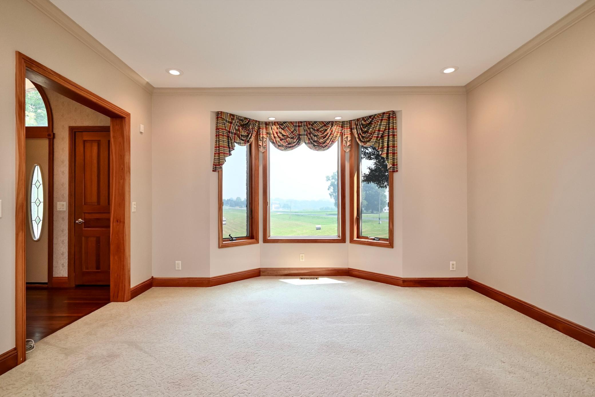 22189 Garvin Heights Road Winona, MN 55987 - Photo 6 of 67 Gallery Image 6
