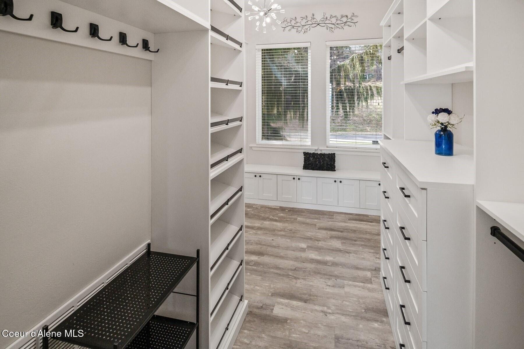 1238 North Reynolds Road Coeur D'Alene, ID 83814 - Photo 18 of 62 Primary Walk-In Closet