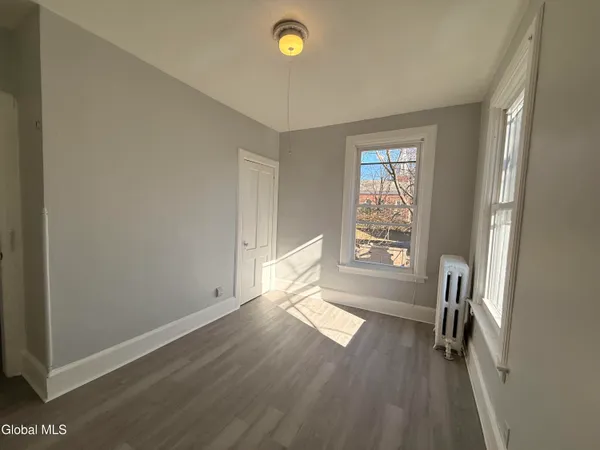 $1,600 | 184 Quail Street, Unit 2, Albany, NY 12203