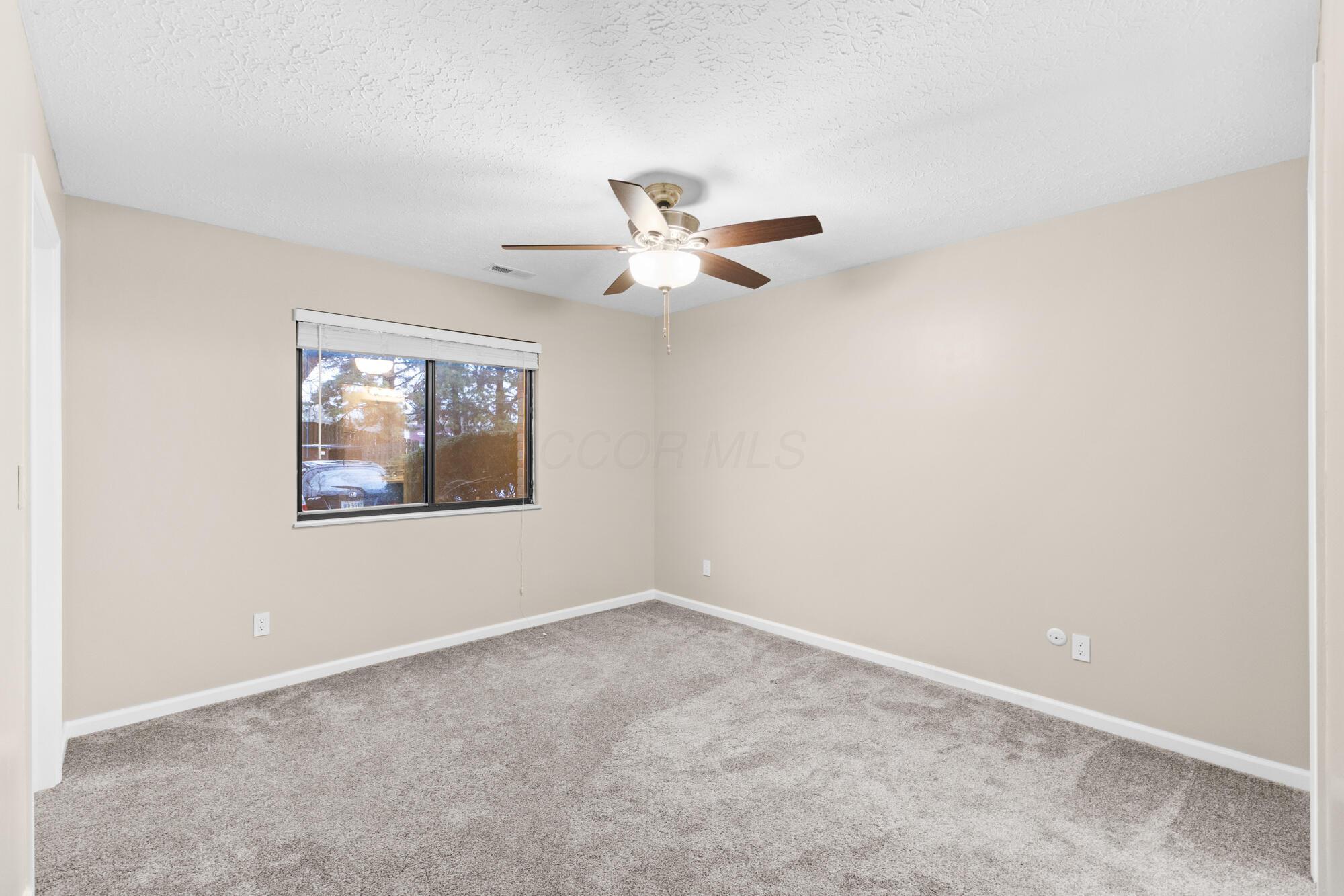2176 Hedgerow Road, Unit 2176D Columbus, OH 43220 - Photo 13 of 24 21_21