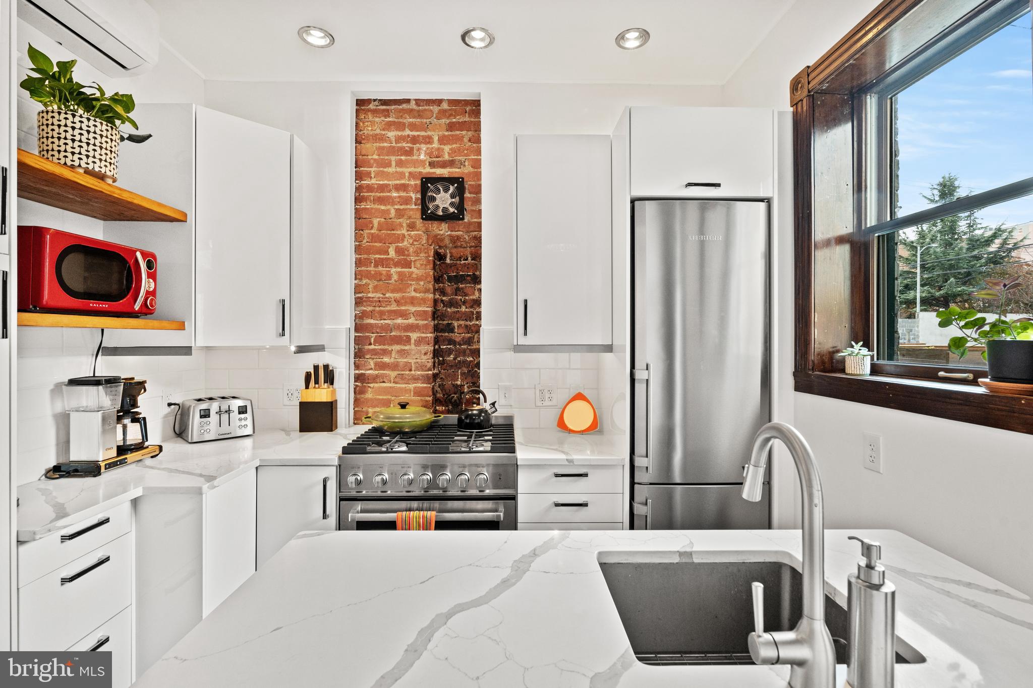 1238 Florida Avenue Northeast Washington, DC 20002 - Photo 17 of 31 Main kitchen