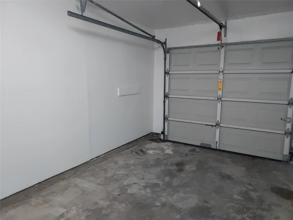 $164,900 | 1008 Meadowlane Street, Angleton, TX 77515