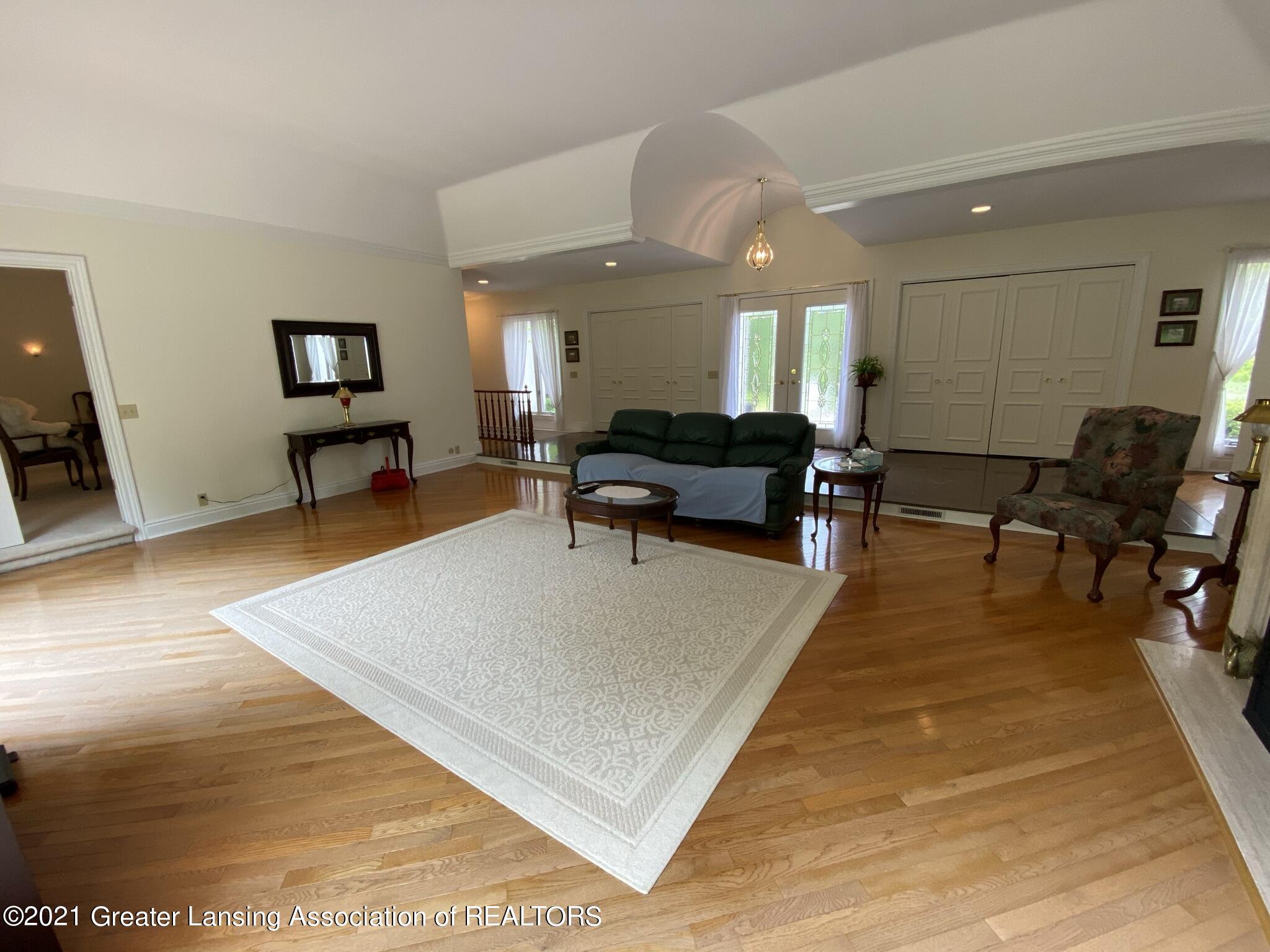 13583 Woodbury Road Haslett, MI 48840 - Photo 14 of 78 IMG_5084