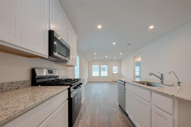 $2,250 | 31327 Heddington Lane, Fulshear, TX 77441