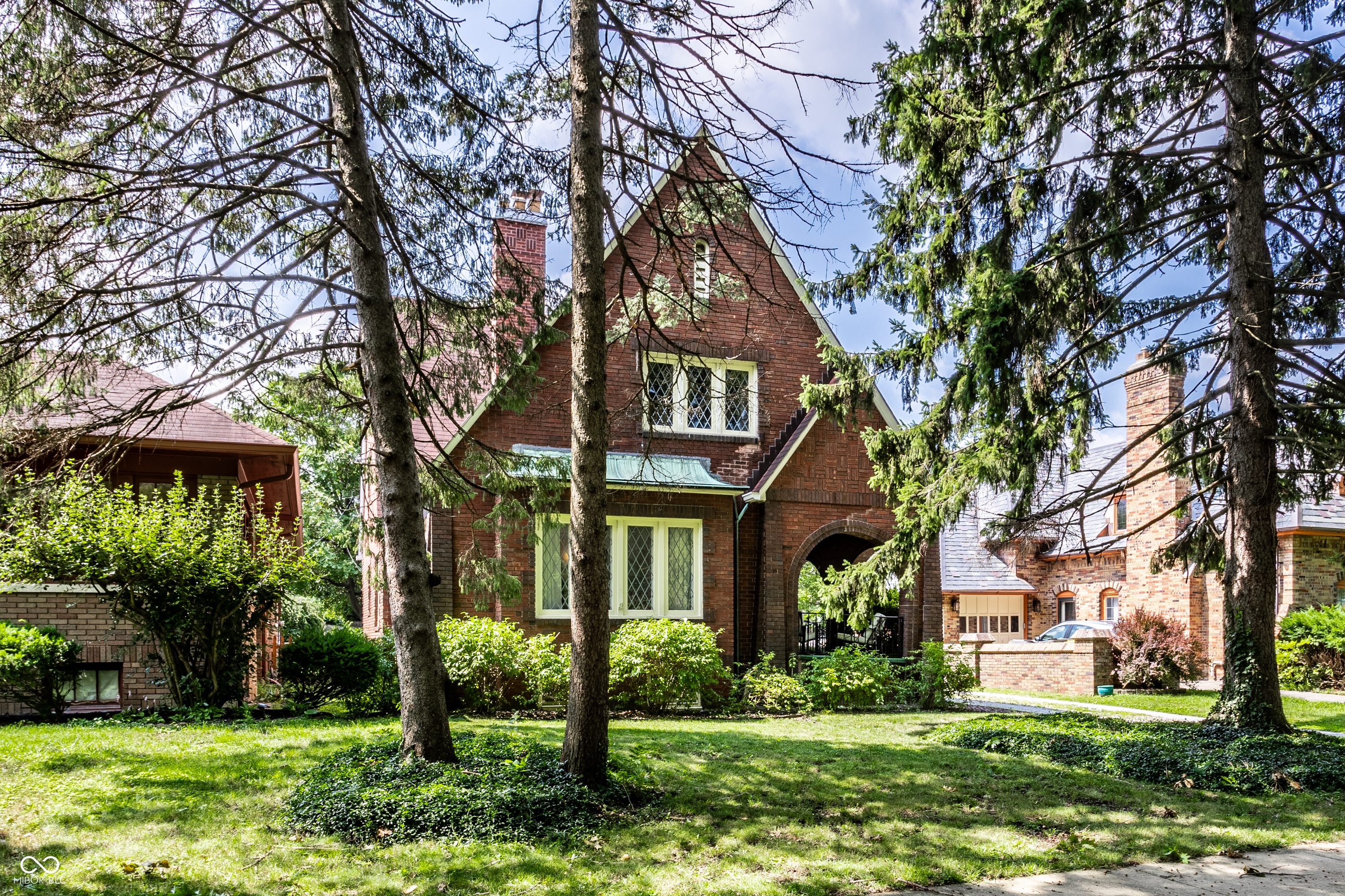 5119 East Pleasant Run Pkwy S Dr