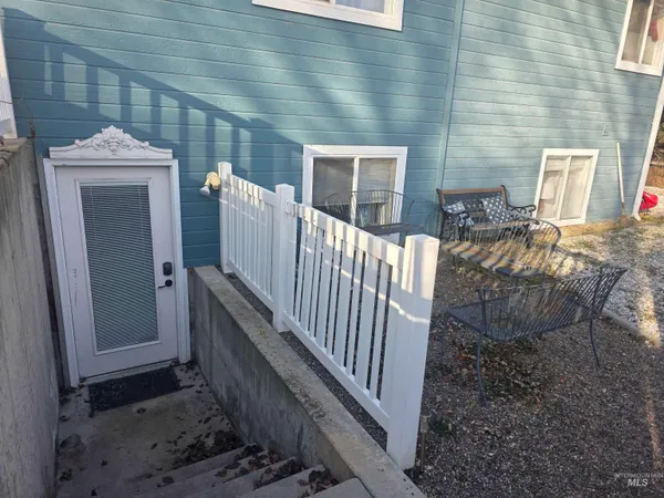 $1,490,000 | 4864 North Larkwood Place, Meridian, ID 83646